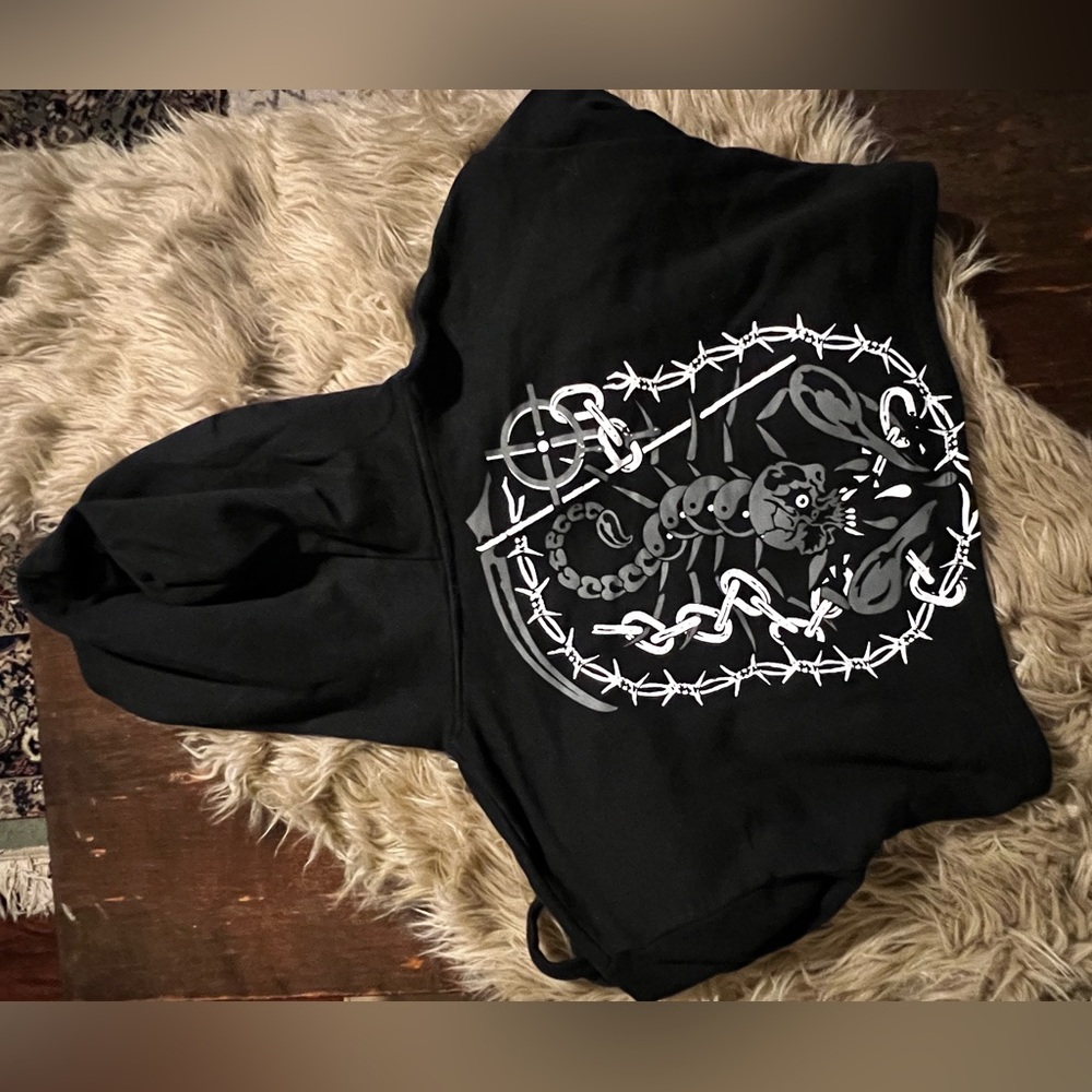 Disturbia cropped goth hoodie with metal hardware and mesh elbow